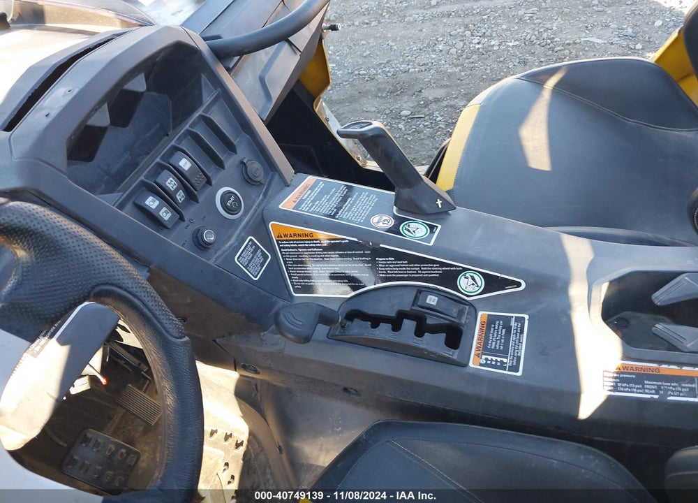 2013 CAN-AM MAVERICK 1000R X RS VIN: 3JBPXLP18DJ002256