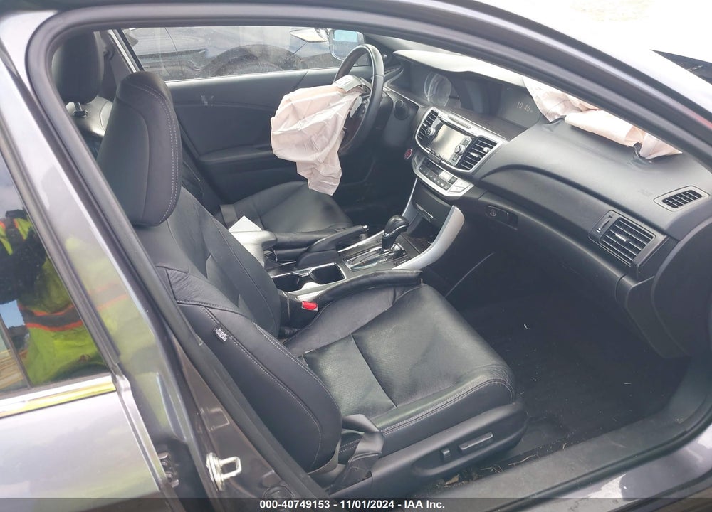 2015 HONDA ACCORD EX-L V-6 VIN: 1HGCR3F86FA004334