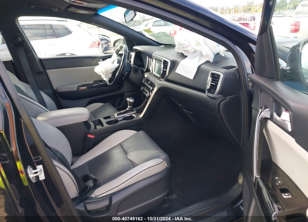 2018 KIA SPORTAGE EX VIN: KNDPN3AC2J7398203