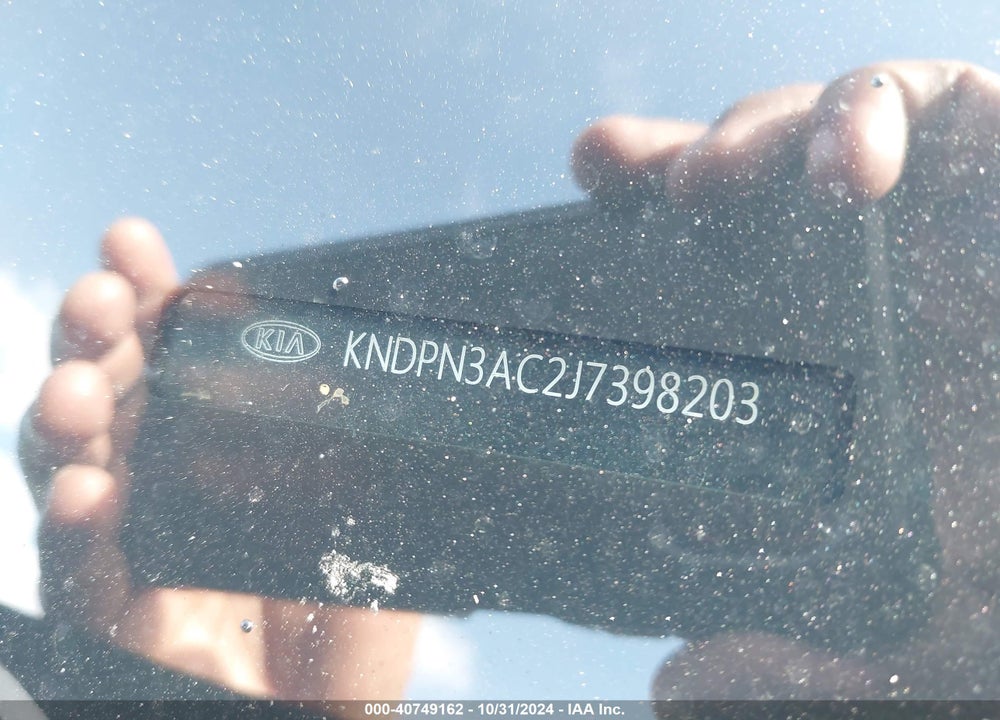 2018 KIA SPORTAGE EX VIN: KNDPN3AC2J7398203