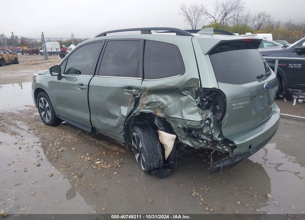 2017 SUBARU FORESTER 2.5I LIMITED VIN: JF2SJARC3HH557492