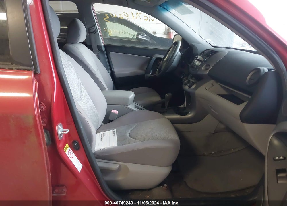 2008 TOYOTA RAV4 BASE V6 VIN: JTMBK33V185067216