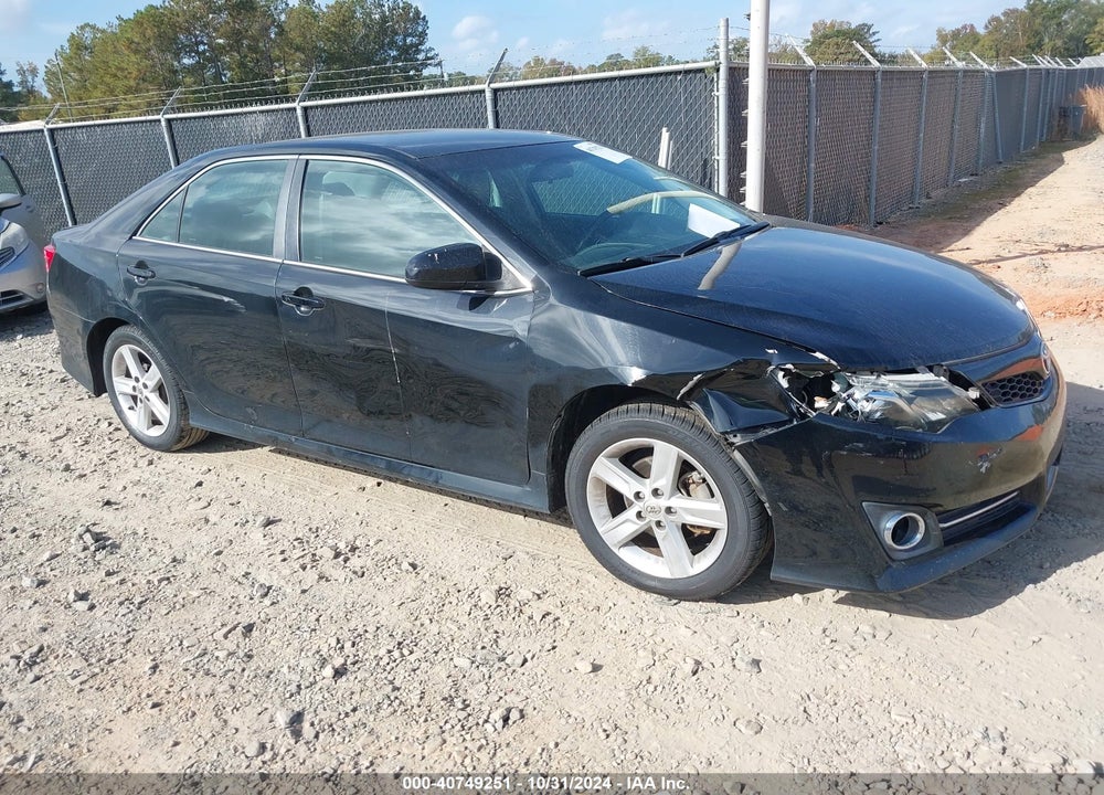 2014 TOYOTA CAMRY SE VIN: 4T1BF1FK0EU473625