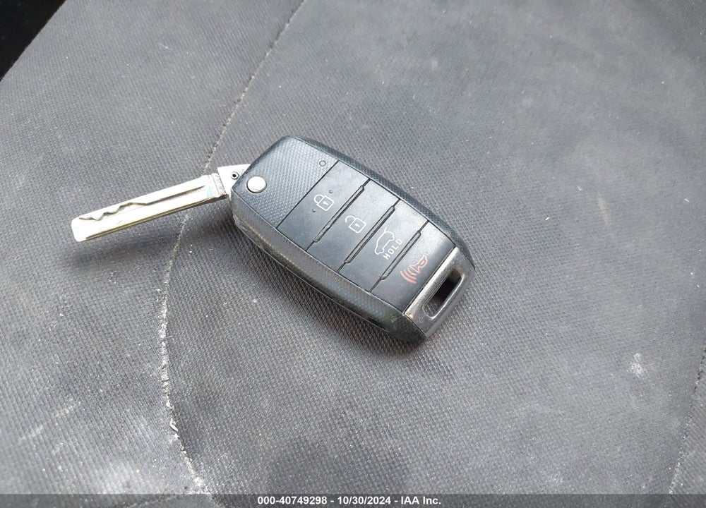 2016 KIA SOUL VIN: KNDJN2A24G7258508