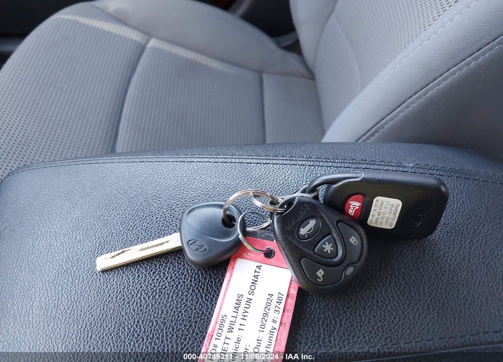 2011 HYUNDAI SONATA GLS VIN: 5NPEB4AC5BH213354