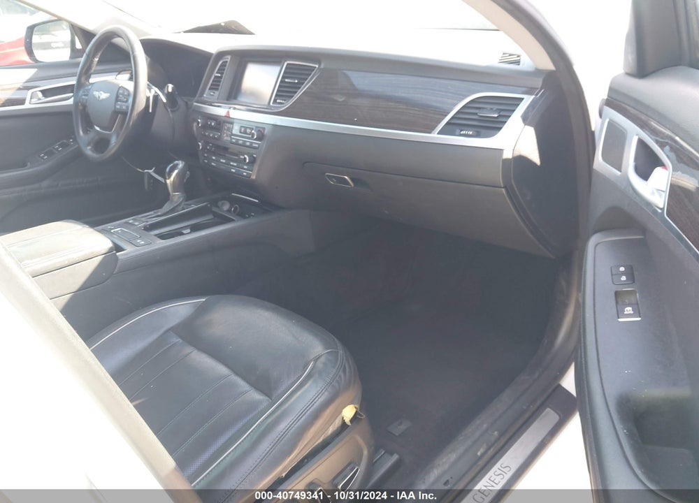 2016 HYUNDAI GENESIS VIN: KMHGN4JE3GU107155