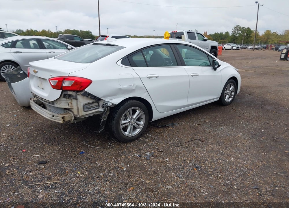 2018 CHEVROLET CRUZE LT AUTO VIN: 1G1BE5SM7J7113775