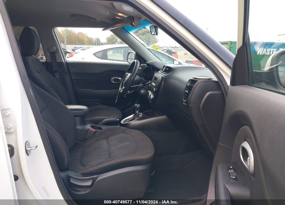 2015 KIA SOUL VIN: KNDJN2A24F7228567