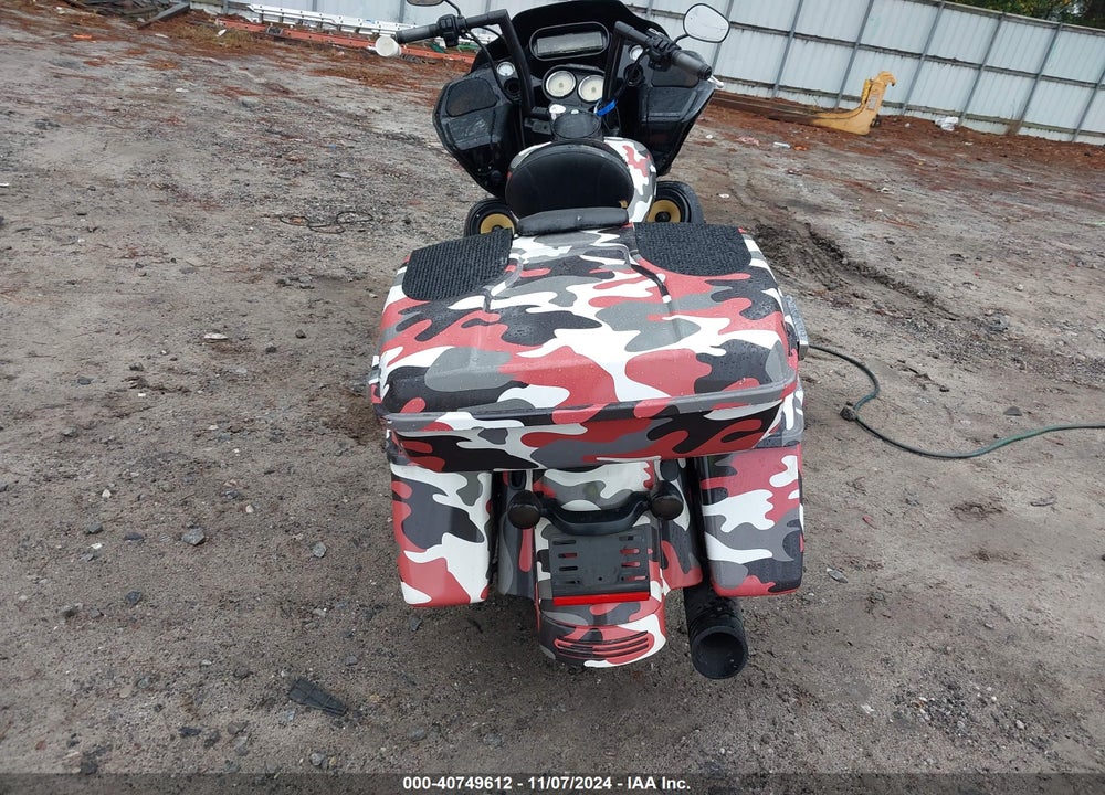 2010 HARLEY-DAVIDSON FLTRX VIN: 1HD1KH411AB632557