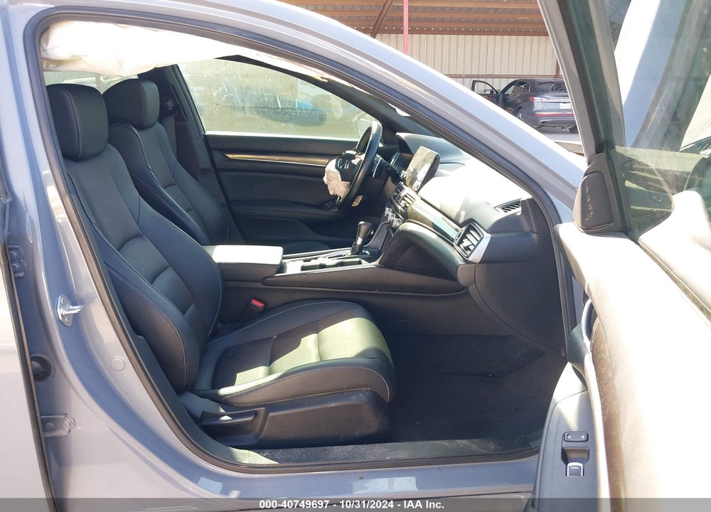 2021 HONDA ACCORD VIN: 1HGCV1F39MA093690