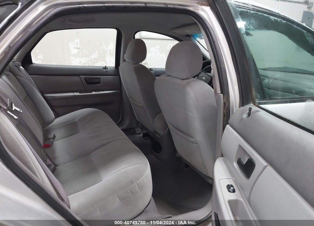 2004 FORD TAURUS SES VIN: 1FAFP55254G199143