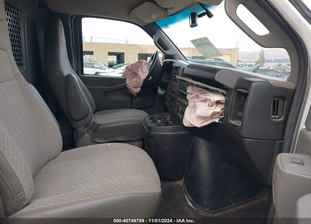 2017 CHEVROLET EXPRESS 2500 WORK VAN VIN: 1GCWGAFF0H1108843
