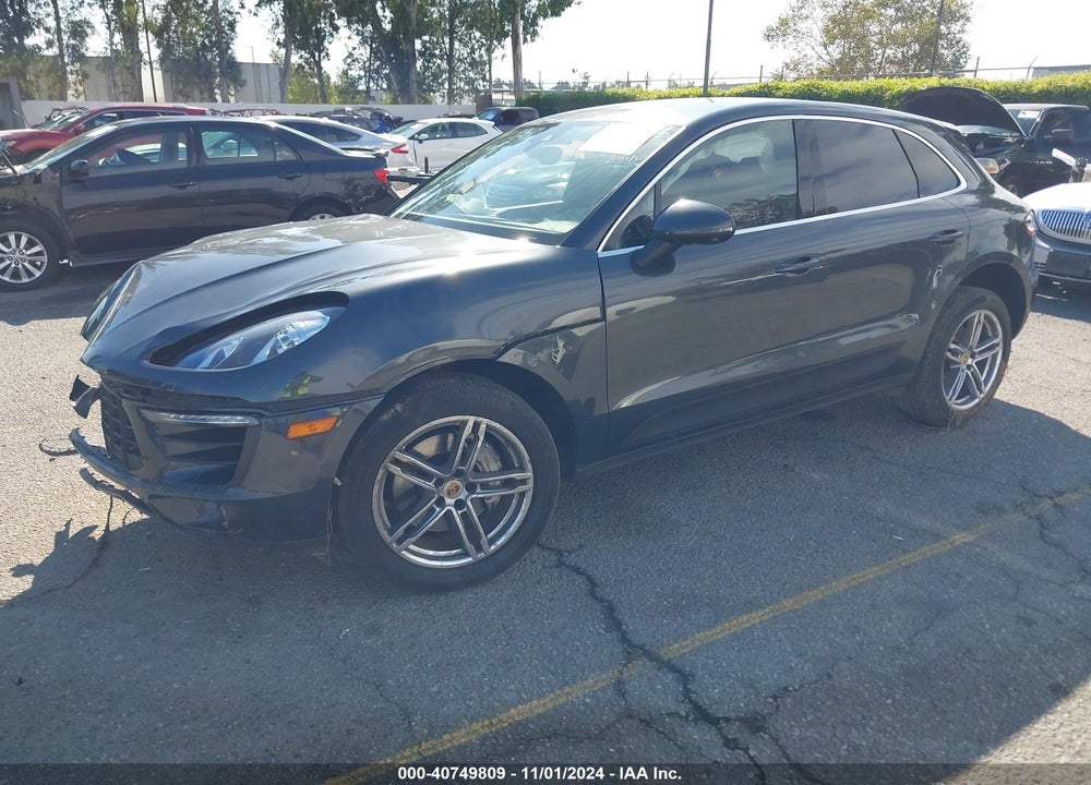 2017 PORSCHE MACAN S VIN: WP1AB2A57HLB13389