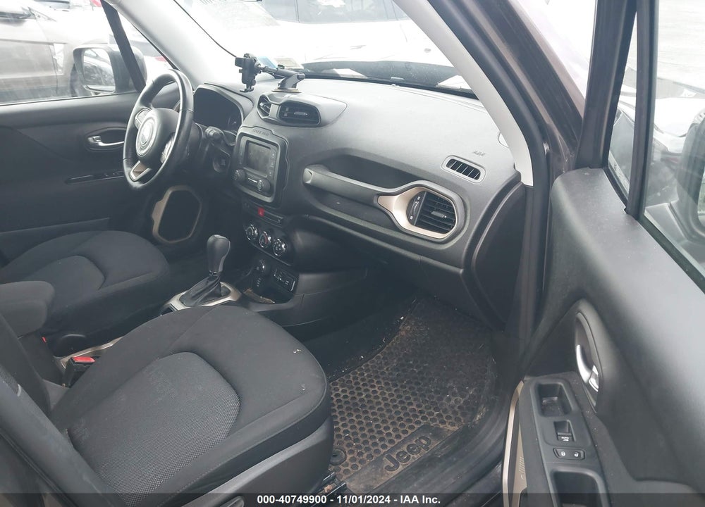 2017 JEEP RENEGADE LATITUDE 4X4 VIN: ZACCJBBB5HPE72561
