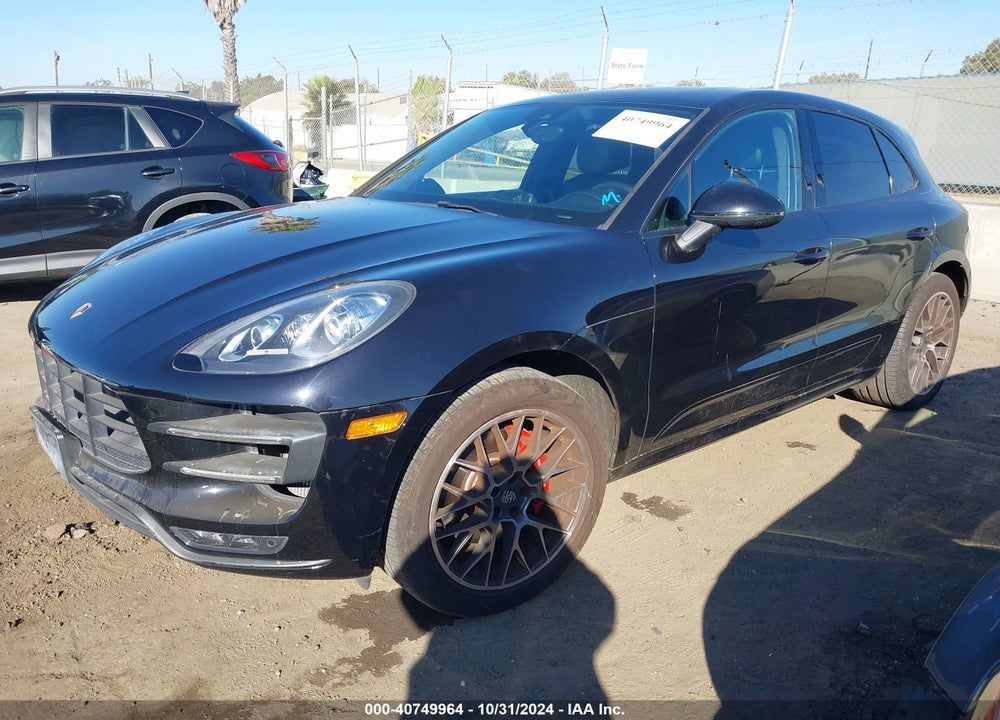 2015 PORSCHE MACAN TURBO VIN: WP1AF2A59FLB97605