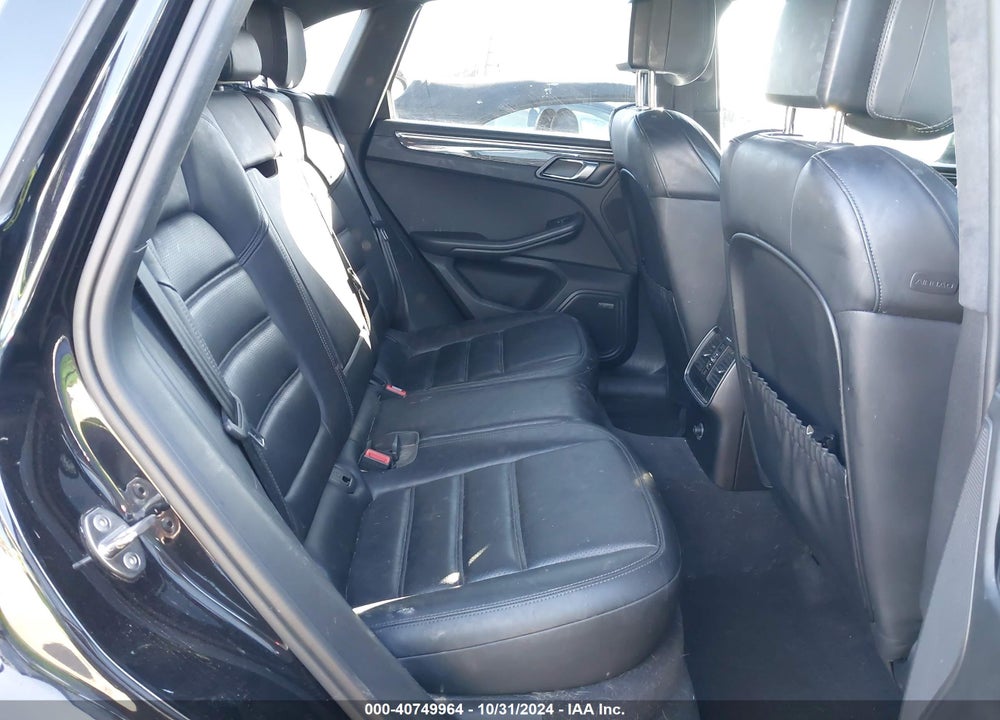 2015 PORSCHE MACAN TURBO VIN: WP1AF2A59FLB97605