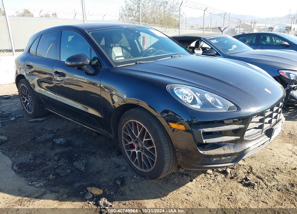 2015 PORSCHE MACAN TURBO VIN: WP1AF2A59FLB97605