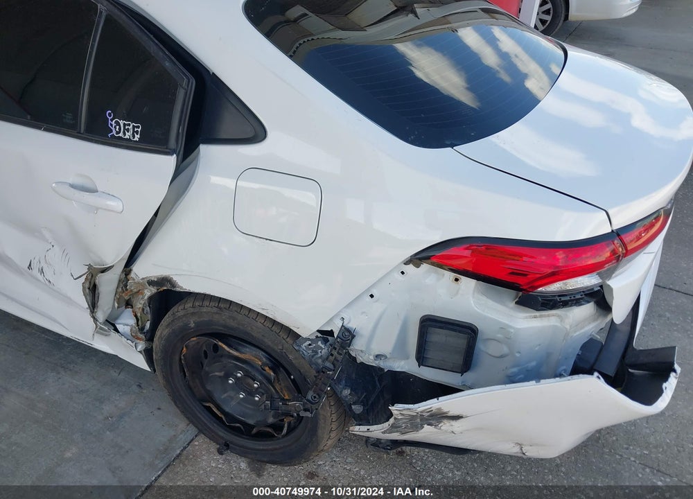 2021 TOYOTA COROLLA LE VIN: 5YFEPMAE9MP235687