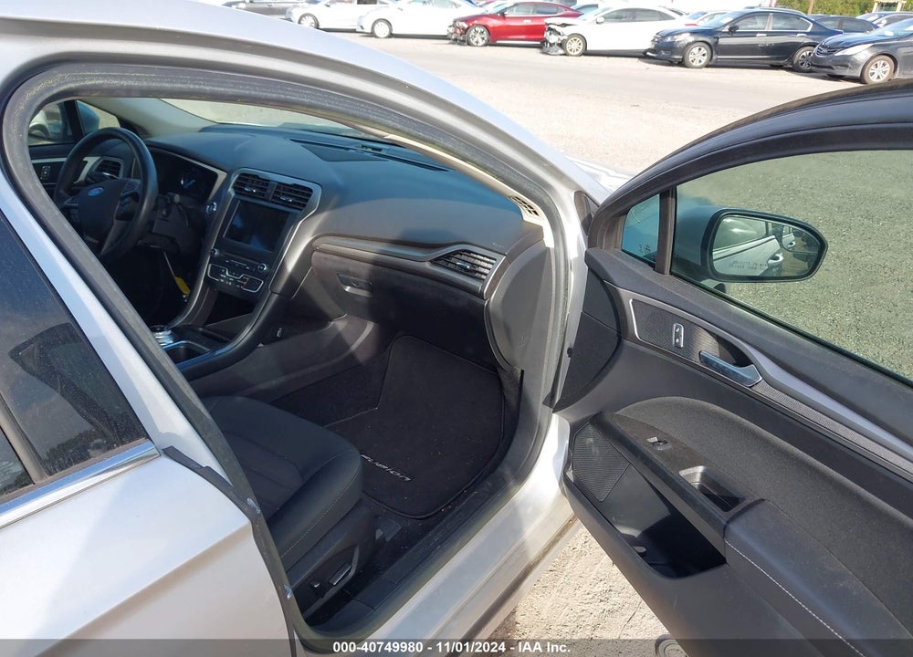 2018 FORD FUSION SE VIN: 3FA6P0HD8JR201066