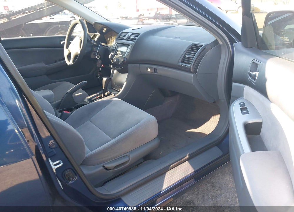 2004 HONDA ACCORD SDN EX VIN: JHMCM56674C020307