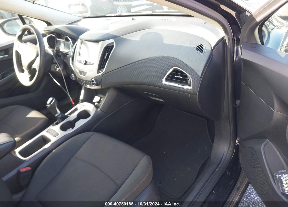2017 CHEVROLET CRUZE LS AUTO VIN: 1G1BC5SM2H7132234