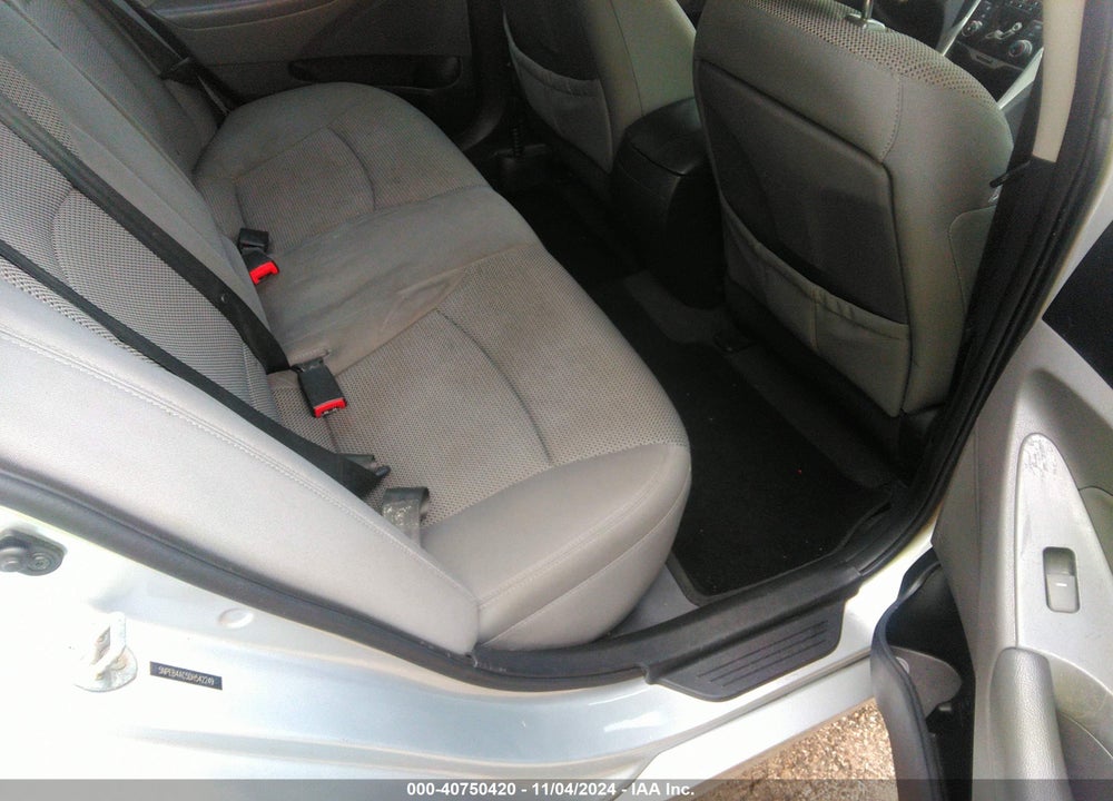 2013 HYUNDAI SONATA GLS VIN: 5NPEB4AC5DH542249