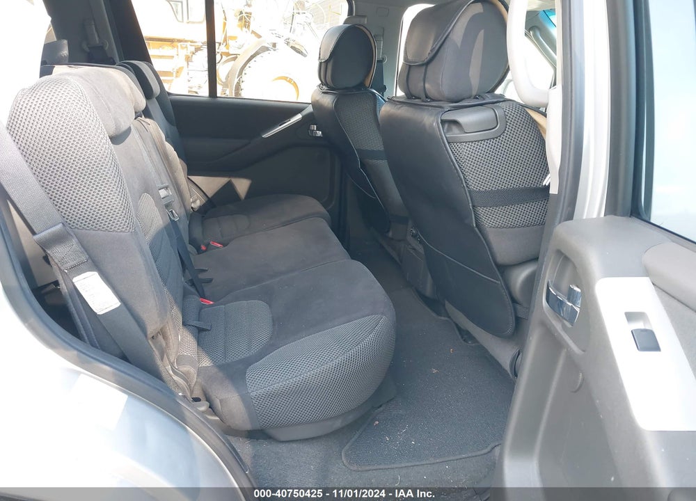 2009 NISSAN PATHFINDER SE VIN: 5N1AR18B99C614493