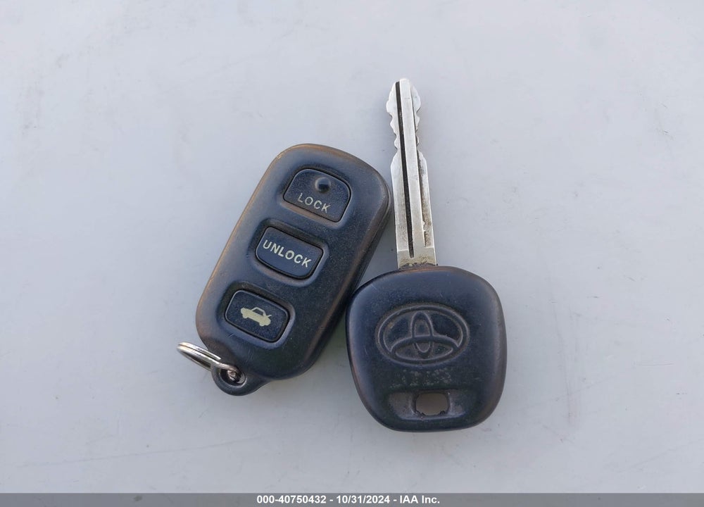 2003 TOYOTA CAMRY XLE VIN: 4T1BE30K63U665099