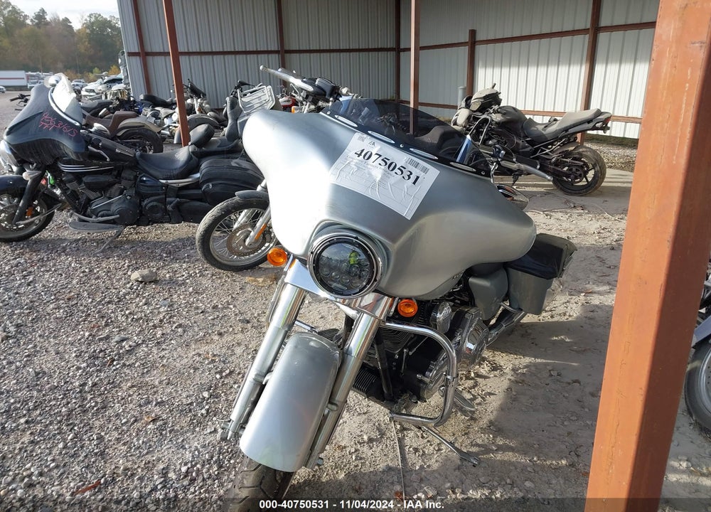 2010 HARLEY-DAVIDSON FLHX VIN: 1HD1KB414AB628788