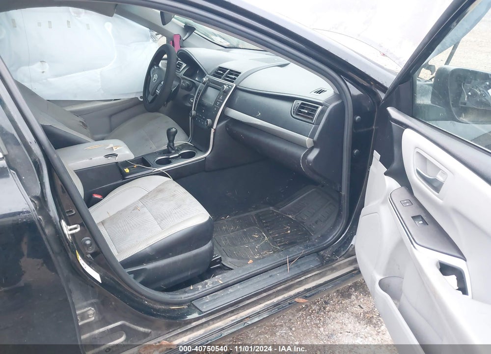 2017 TOYOTA CAMRY SE VIN: 4T1BF1FK5HU337396
