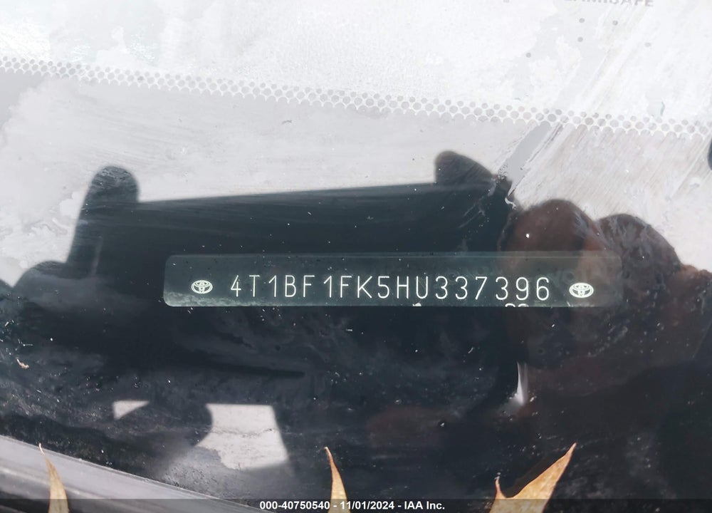 2017 TOYOTA CAMRY SE VIN: 4T1BF1FK5HU337396