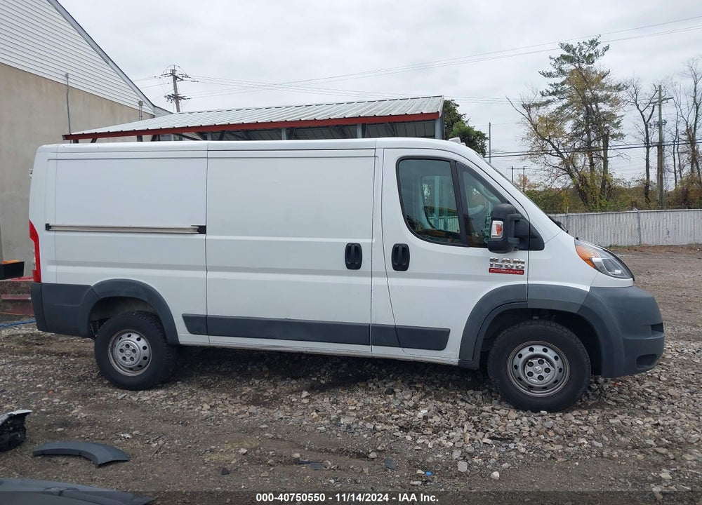 2018 RAM PROMASTER 1500 LOW ROOF 136 WB VIN: 3C6TRVAG0JE104841