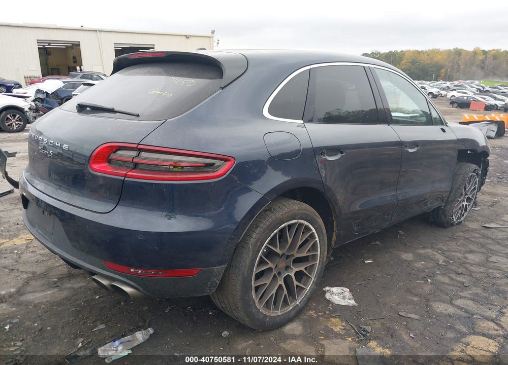 2016 PORSCHE MACAN S VIN: WP1AB2A55GLB51122