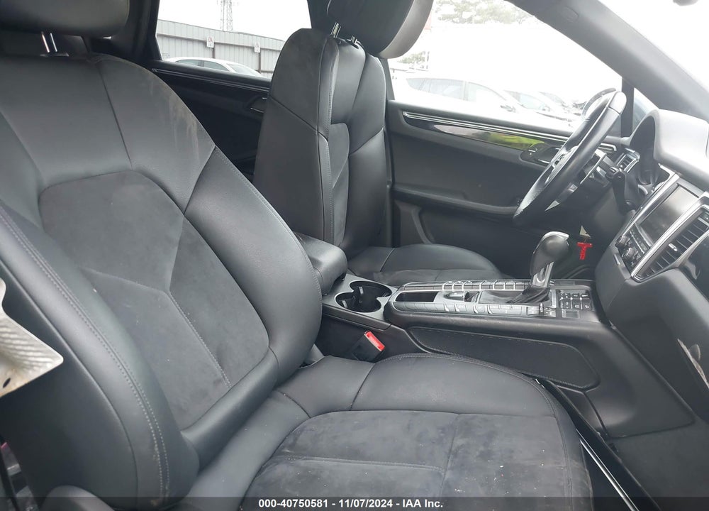 2016 PORSCHE MACAN S VIN: WP1AB2A55GLB51122