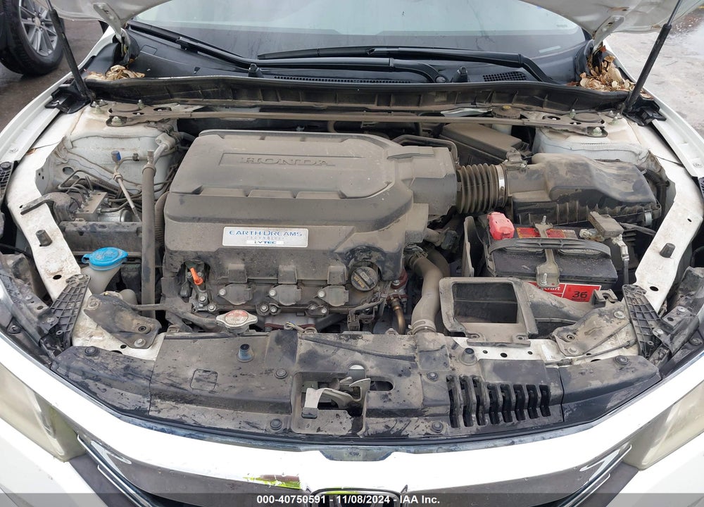 2016 HONDA ACCORD VIN: 1HGCR3F84GA023174
