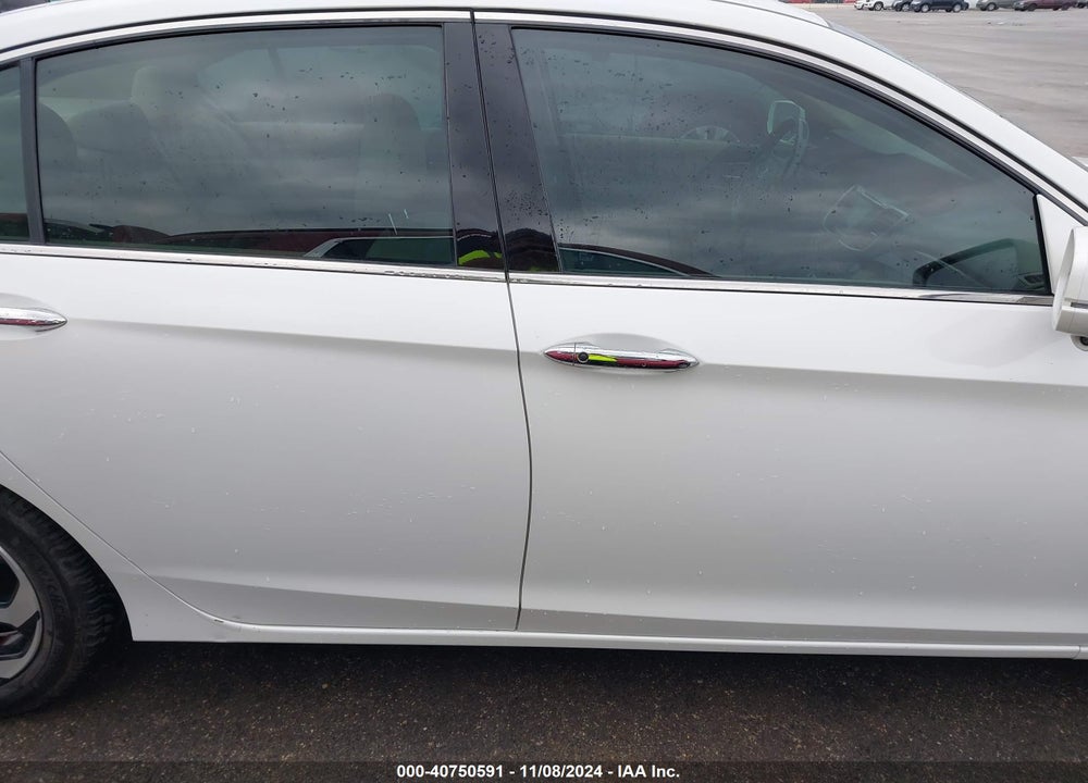 2016 HONDA ACCORD VIN: 1HGCR3F84GA023174