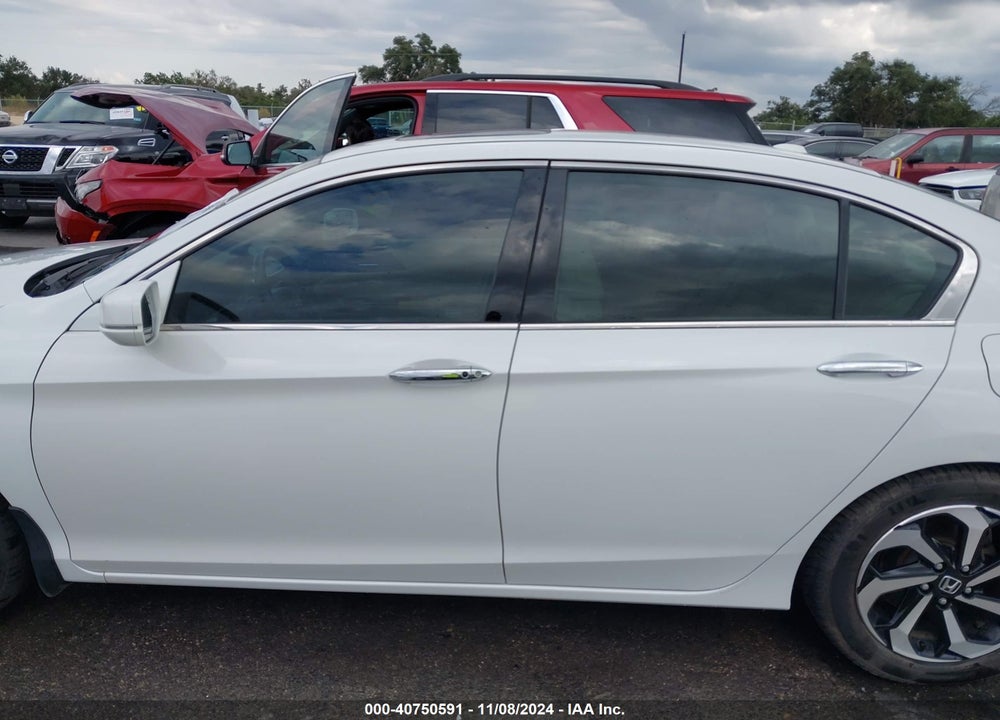 2016 HONDA ACCORD VIN: 1HGCR3F84GA023174