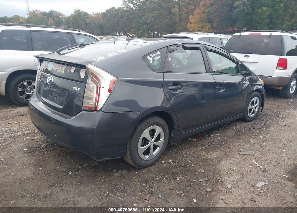 2013 TOYOTA PRIUS THREE VIN: JTDKN3DU6D5620143