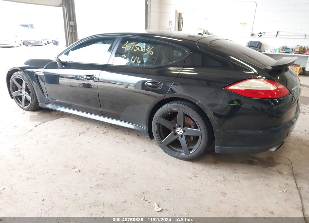 2011 PORSCHE PANAMERA 4 VIN: WP0AA2A71BL011955