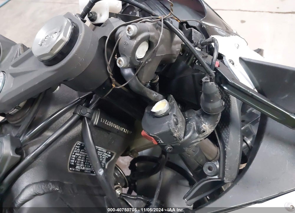 2021 KAWASAKI ZX636 K VIN: JKBZXJH16MA007241