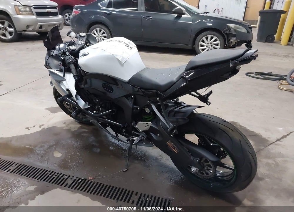 2021 KAWASAKI ZX636 K VIN: JKBZXJH16MA007241