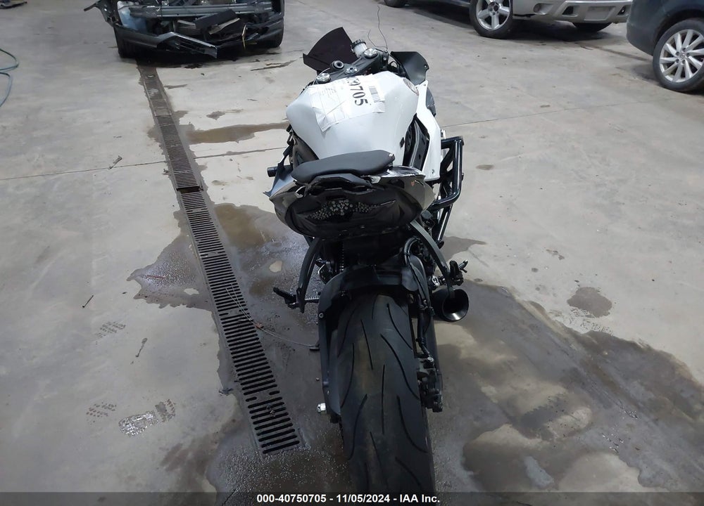 2021 KAWASAKI ZX636 K VIN: JKBZXJH16MA007241