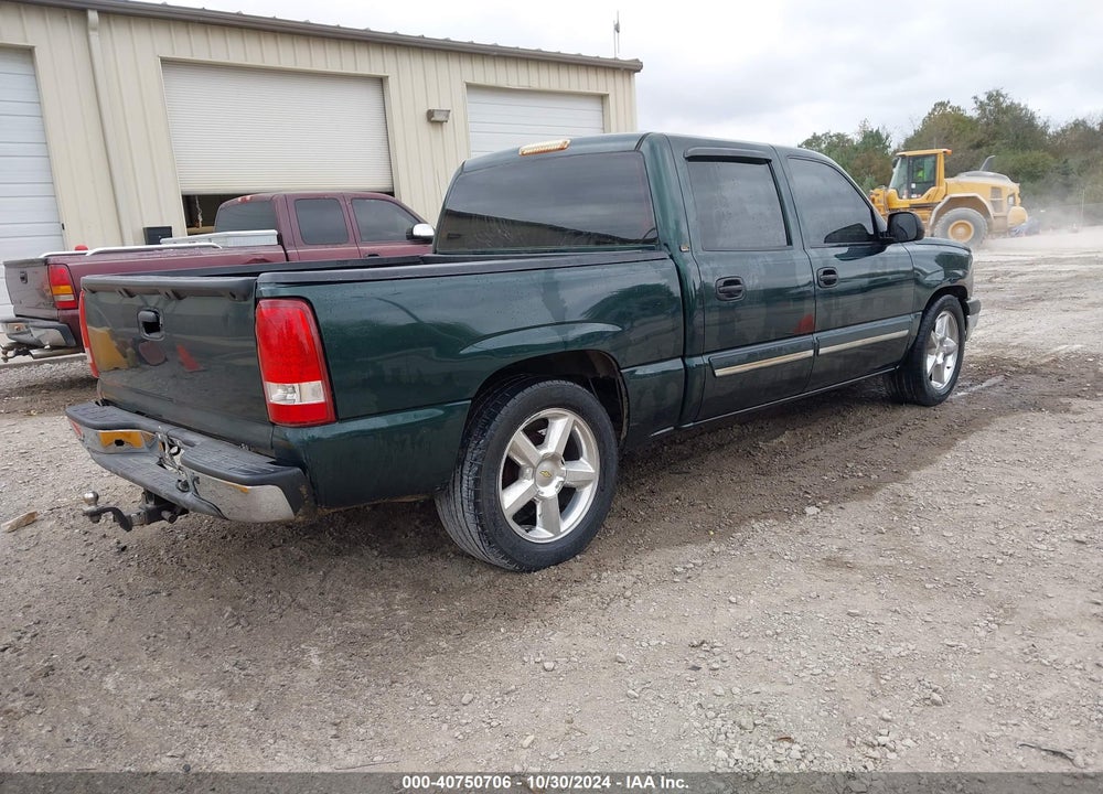 2005 CHEVROLET SILVERADO 1500 LS VIN: 2GCEC13T451377788