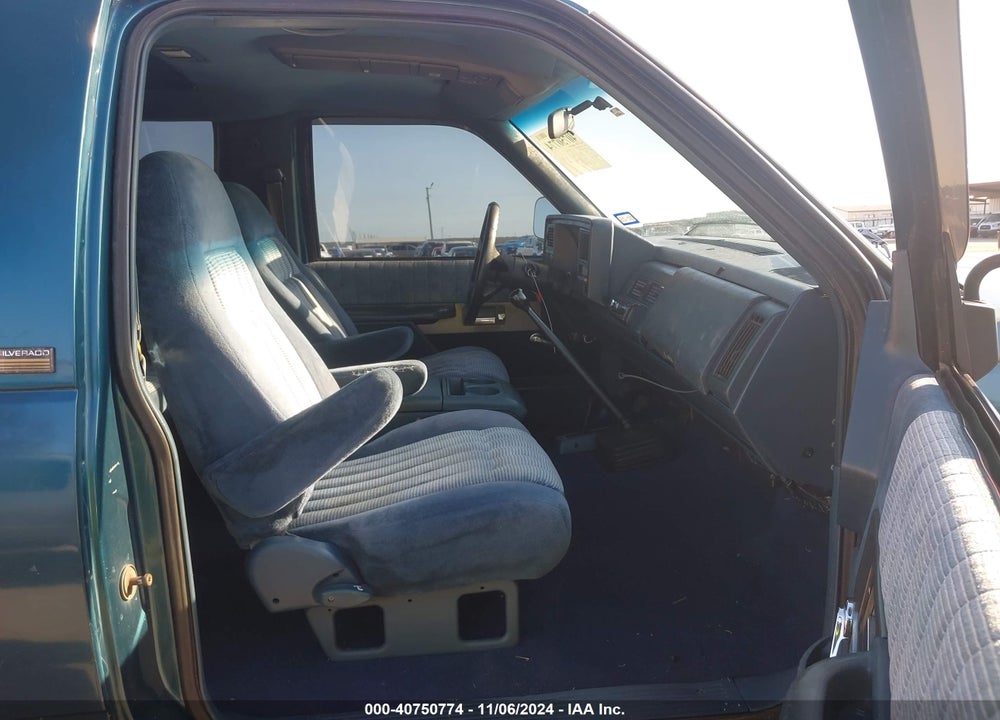 1992 CHEVROLET BLAZER K1500 VIN: 1GNEK18K5NJ304655