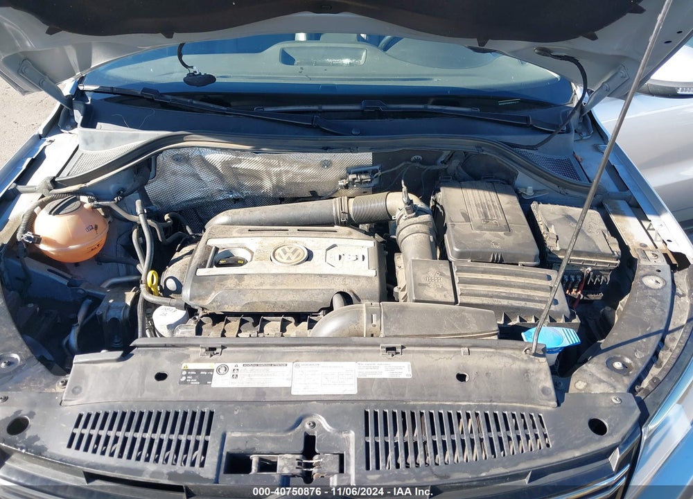 2017 VOLKSWAGEN TIGUAN 2.0T/2.0T S VIN: WVGAV7AX8HK034130