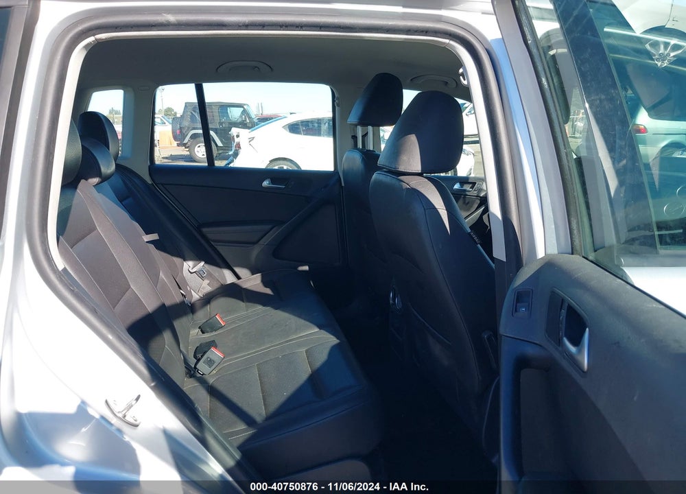 2017 VOLKSWAGEN TIGUAN 2.0T/2.0T S VIN: WVGAV7AX8HK034130