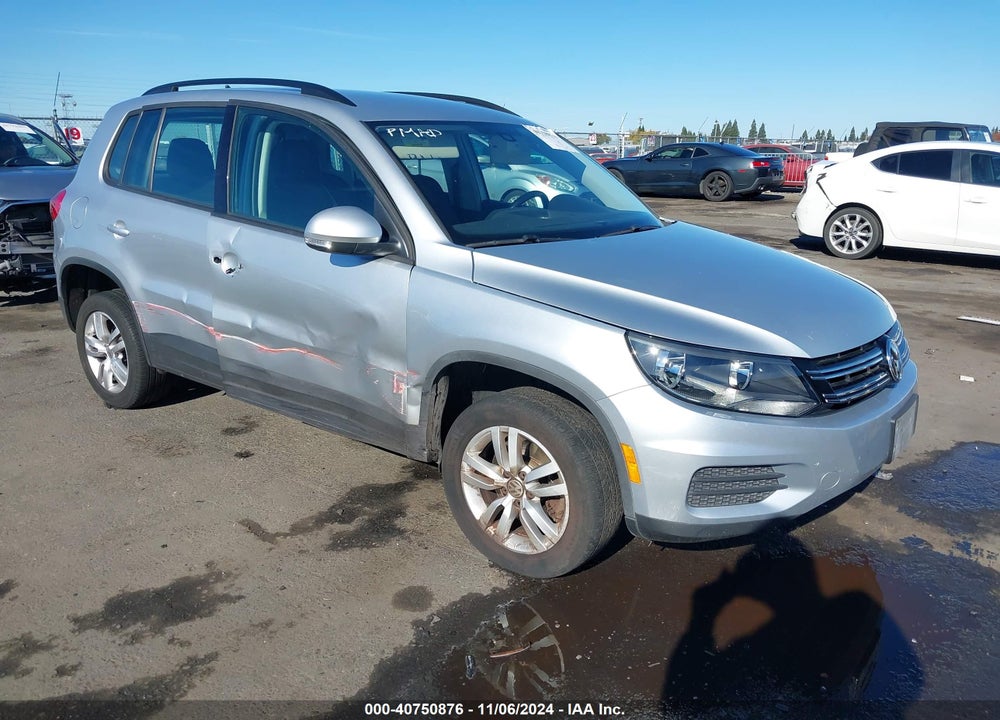 2017 VOLKSWAGEN TIGUAN 2.0T/2.0T S VIN: WVGAV7AX8HK034130