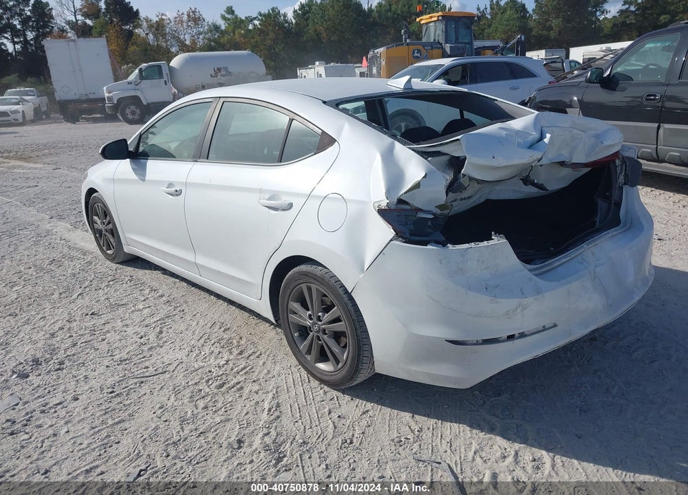 2018 HYUNDAI ELANTRA SEL VIN: 5NPD84LF8JH235929