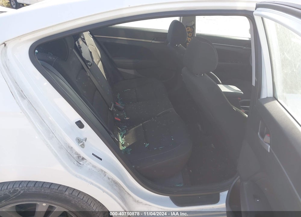 2018 HYUNDAI ELANTRA SEL VIN: 5NPD84LF8JH235929