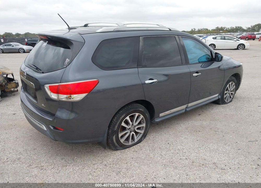 2013 NISSAN PATHFINDER SL VIN: 5N1AR2MN8DC628531